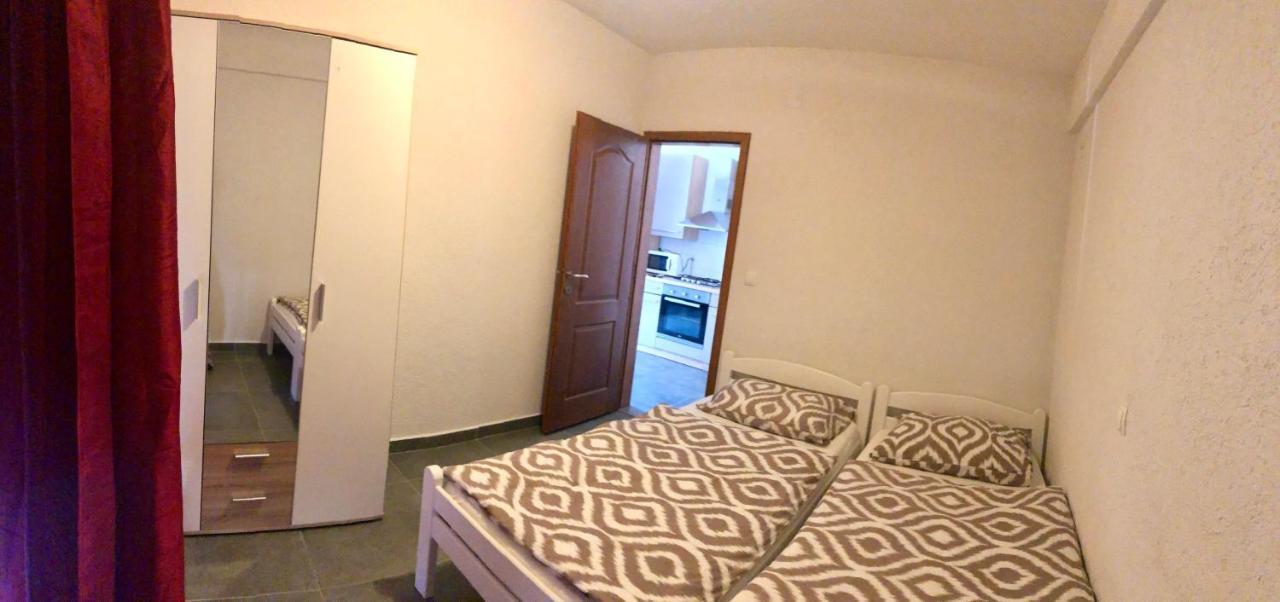 Apartmani Janja Starigrad Paklenica Exterior photo
